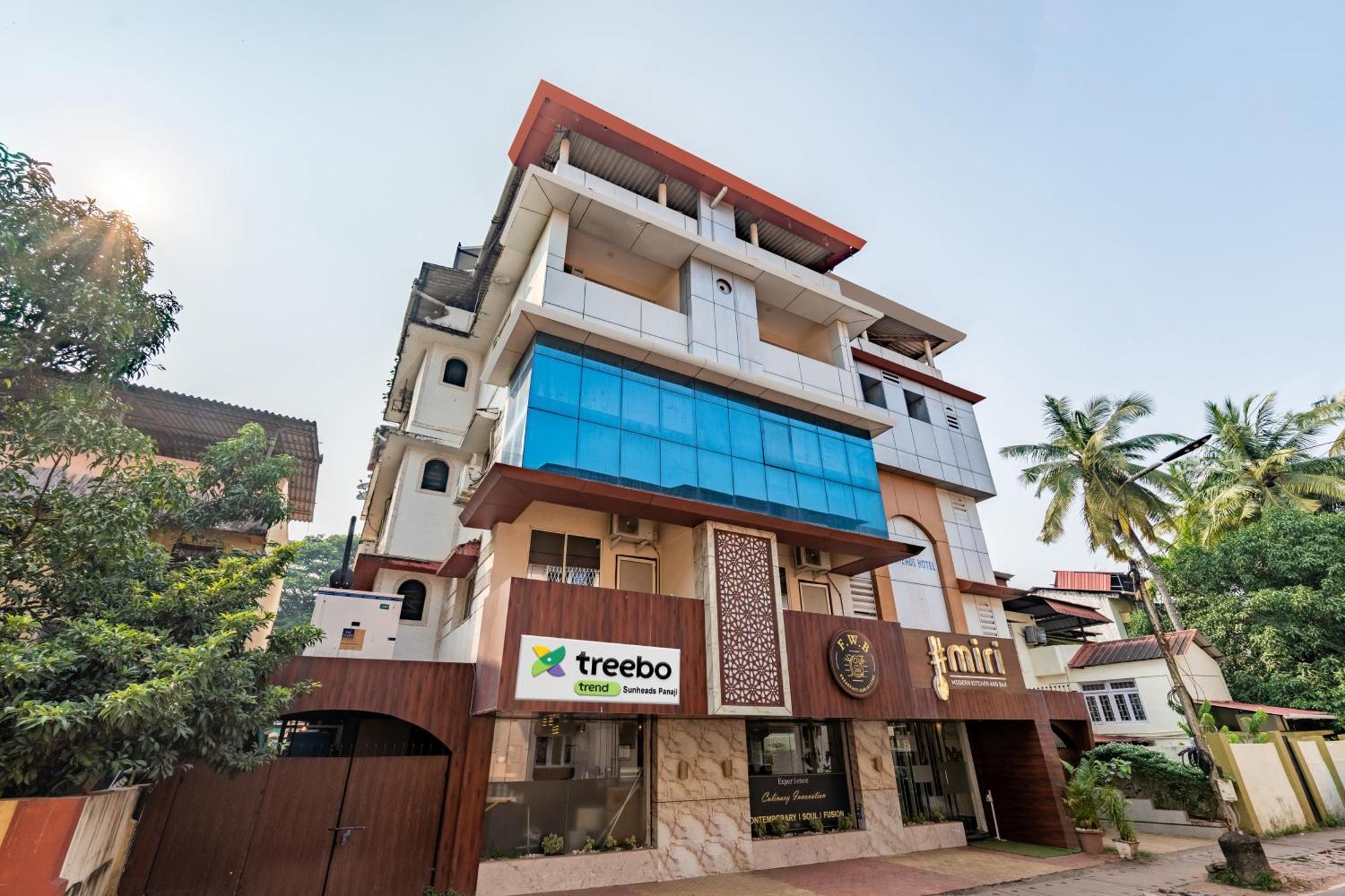 Treebo Sunheads Hotel ปณชี ภายนอก รูปภาพ