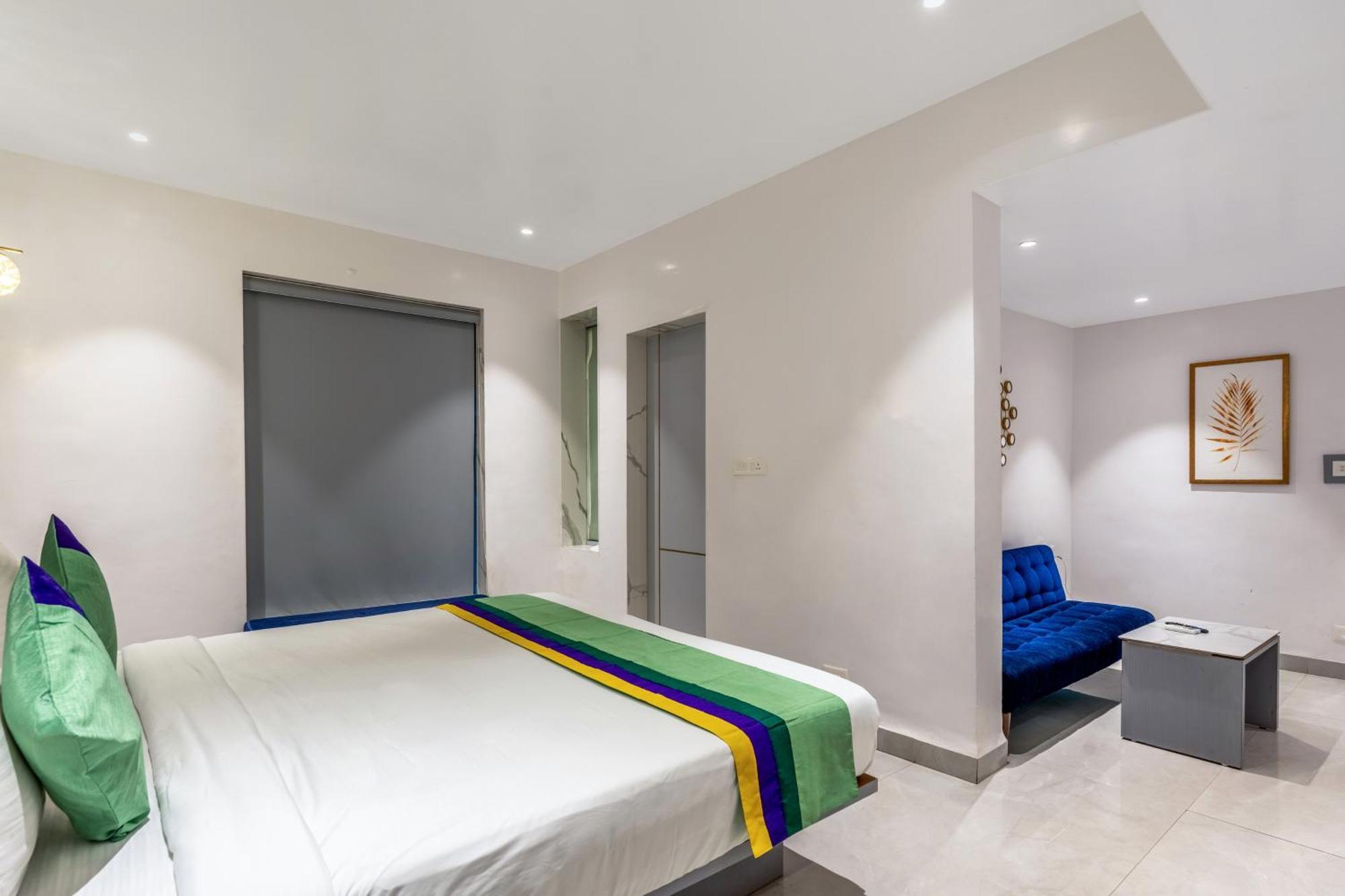 Treebo Sunheads Hotel ปณชี ภายนอก รูปภาพ