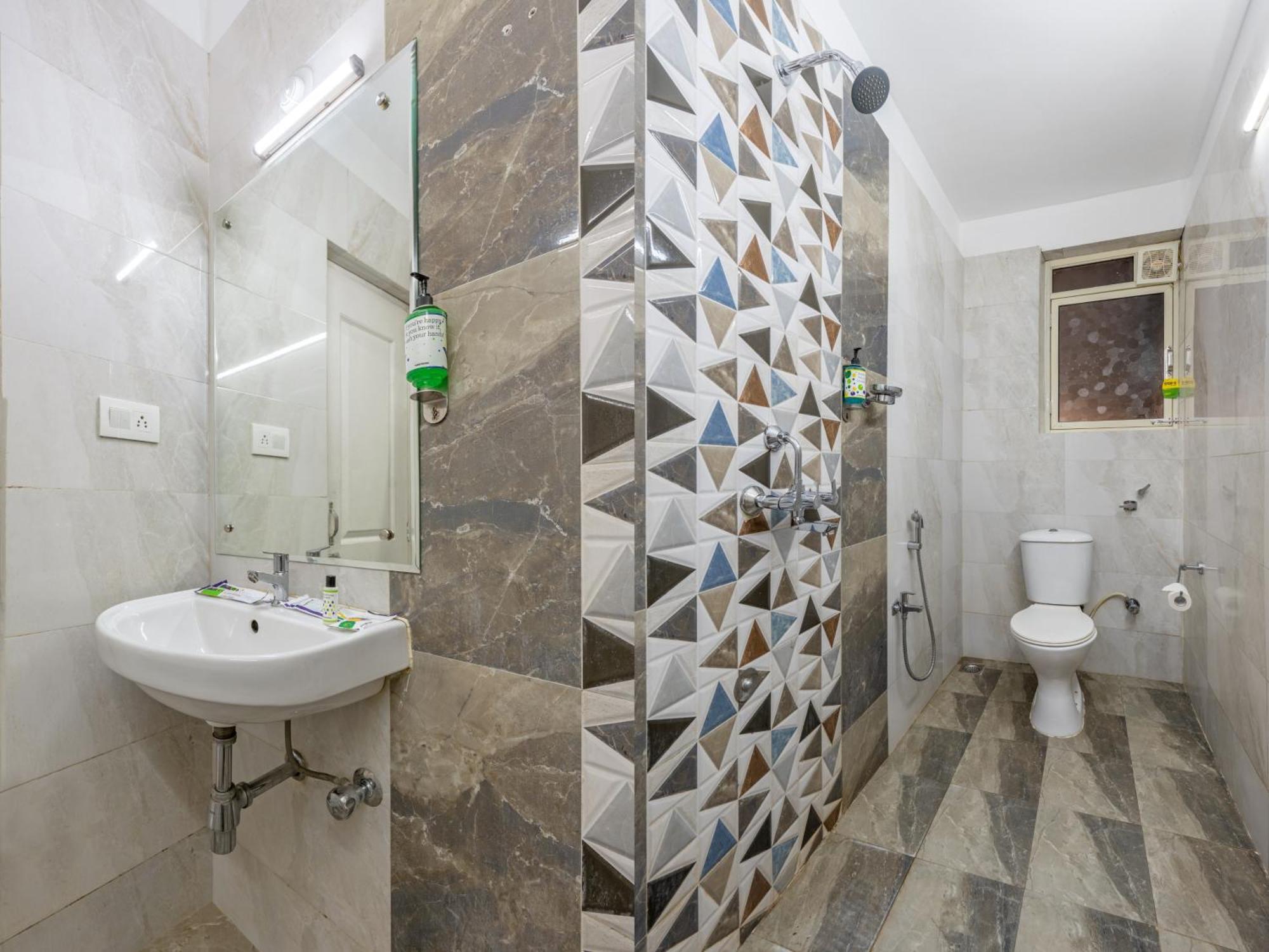 Treebo Sunheads Hotel ปณชี ภายนอก รูปภาพ